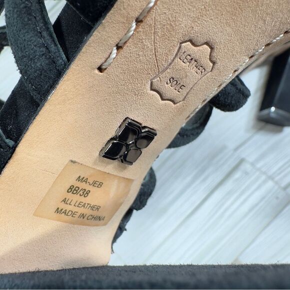$250 BCBGMAXAZRIA “JEB” SUEDE LEATHER STRAPPY CAGED PUMP HEEL 8 NWT COCKTAIL - Picture 9 of 15